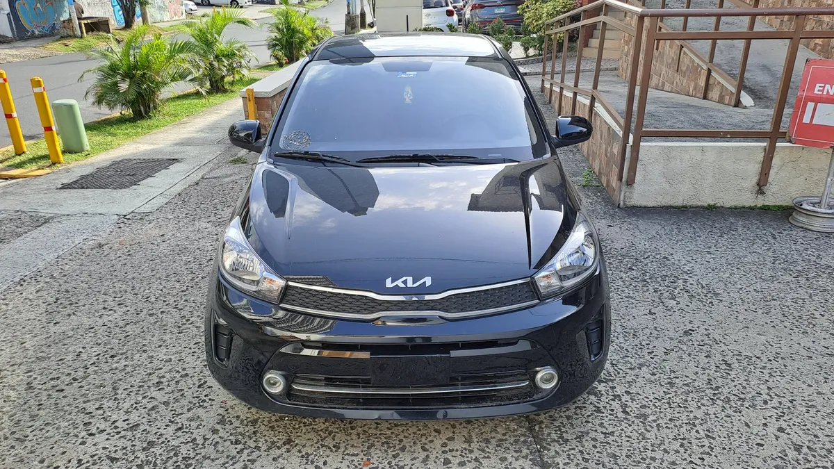 KIA SOLUTO