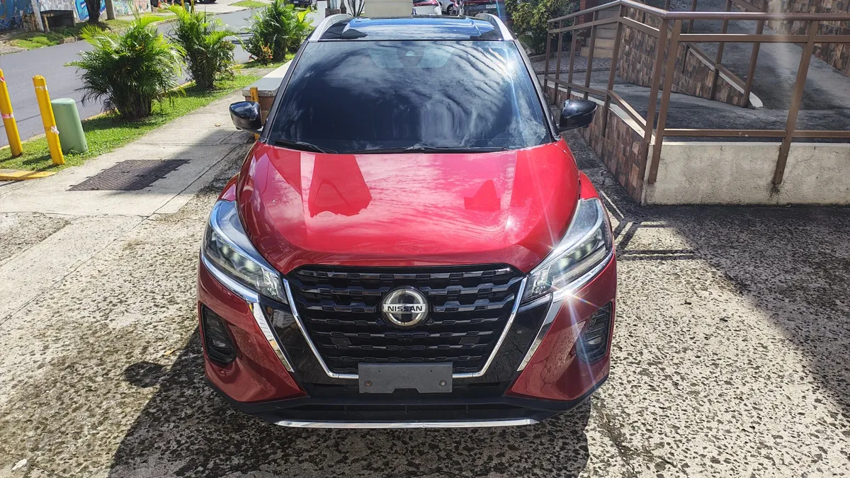 NISSAN KICKS