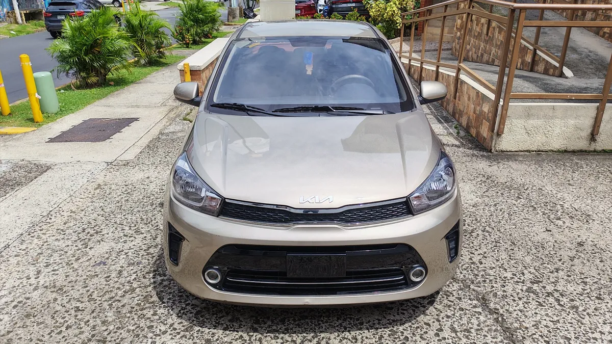 KIA SOLUTO